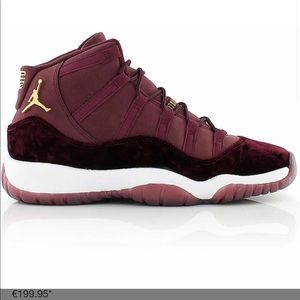 Meet your Posher, Carrie